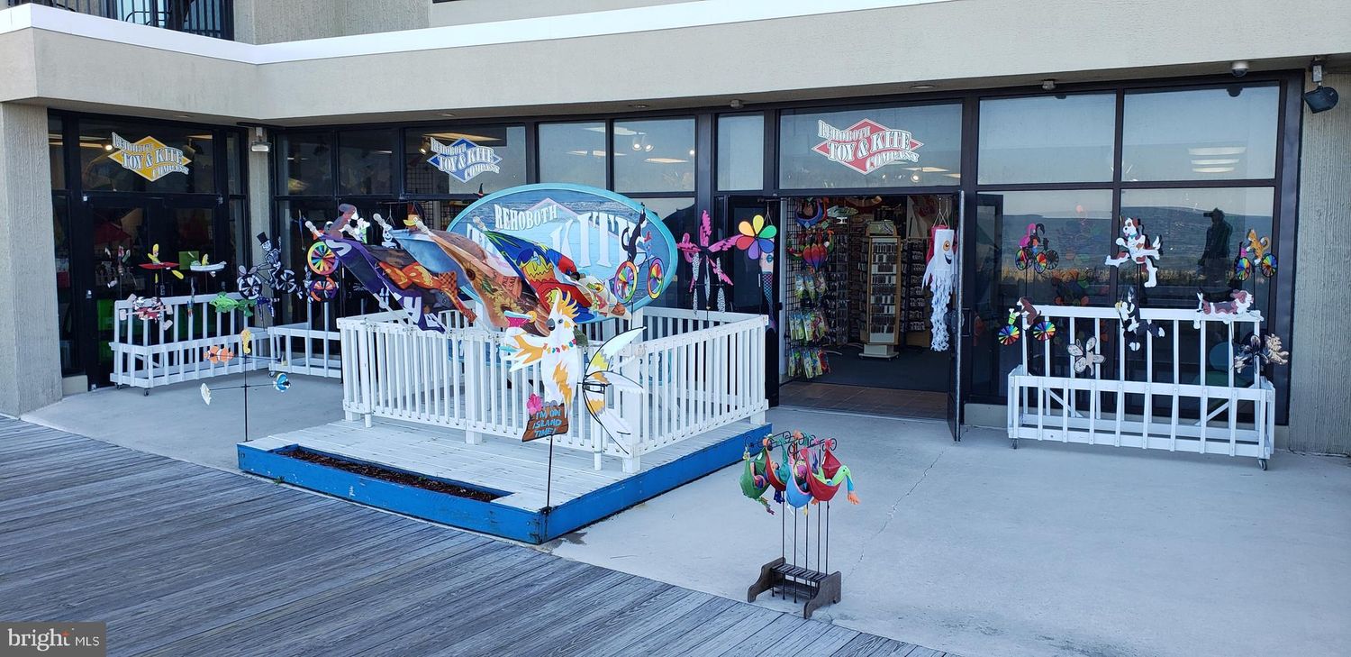 1 Virginia Ave, Rehoboth Beach, DE 19971